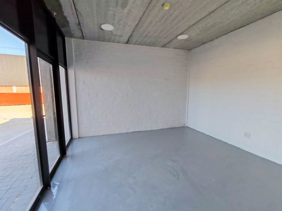 To Let Commercial Property for Rent in Firgrove Western Cape